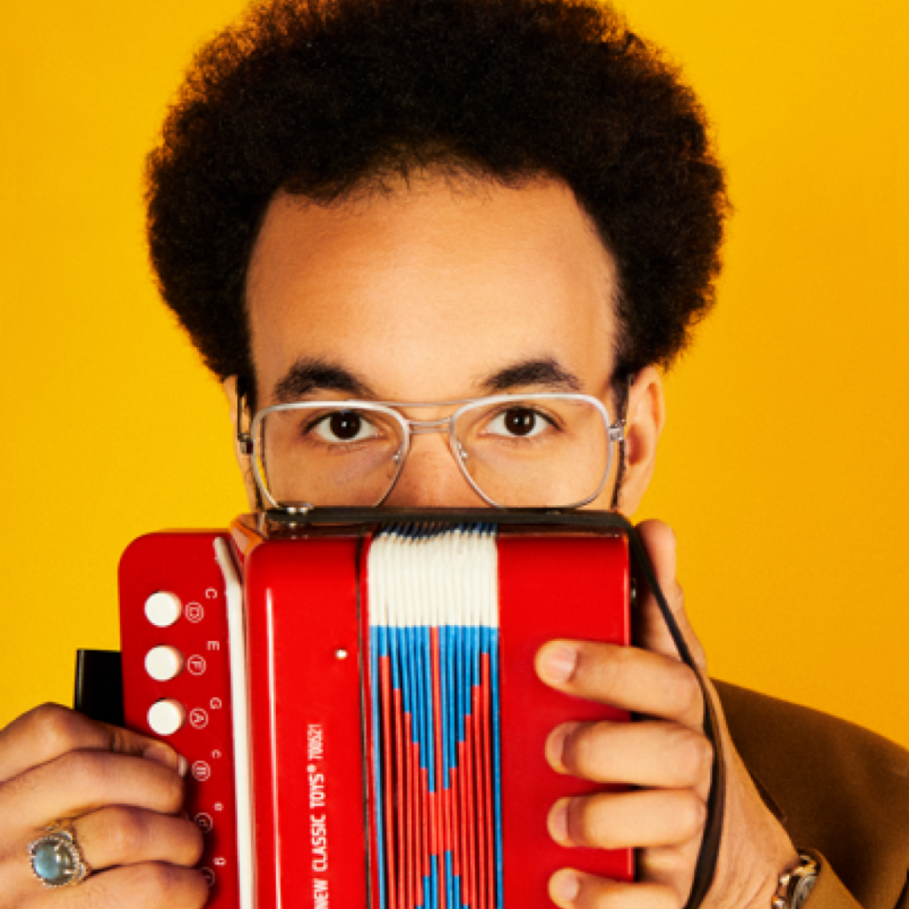 Un programme savamment concocté par les trois virtuoses de Philia Trio : Lisa Strauss (violoncelle), Théo Ould (accordéon) et Pierre Liscia (violon) pour célébrer Noël en famille ou entre amis. Avec le Philia Trio, laissez-vous transporter par des arrangements originaux et des interprétations époustouflantes.